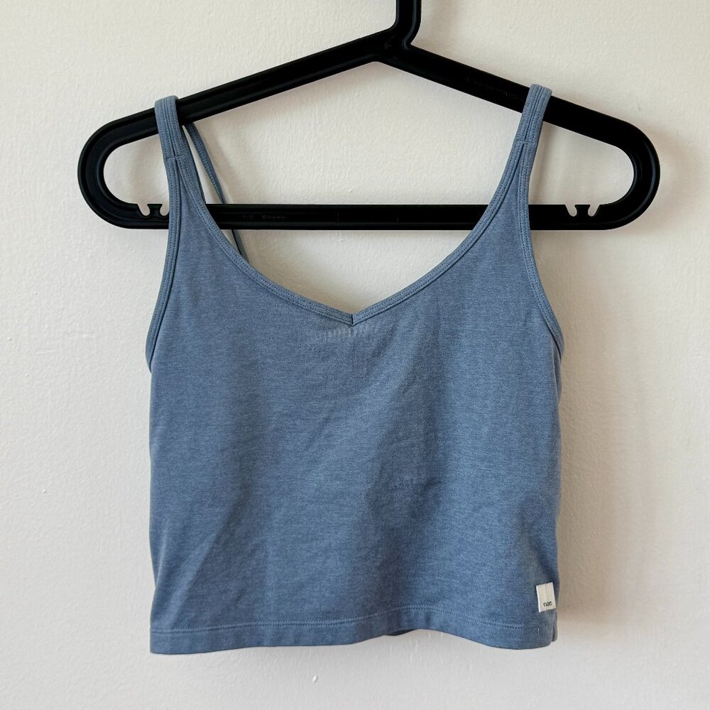 Vuori Halo Performance Crop Tank – Blue Heather – Small